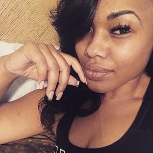 Meet your Posher, Lacey